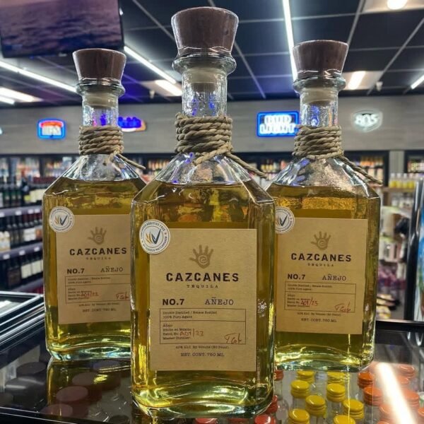 Cazcanez Anejo N.O 7